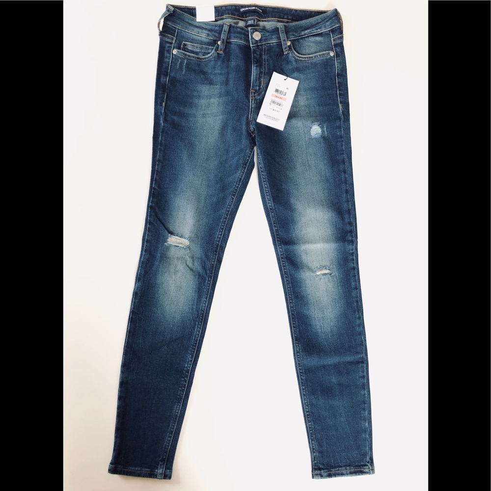 Calvin Klein women’s denim super skinny size 28/30